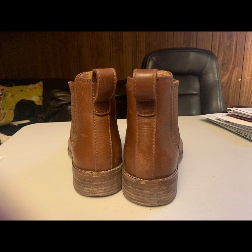 Madewell Chelsea booties, size 6.5